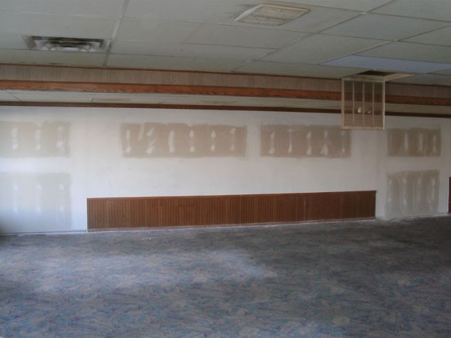 restaurant-wall-addition